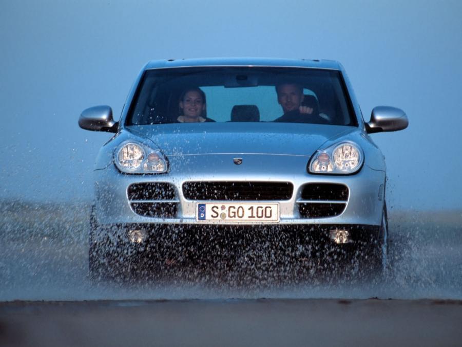  Porsche Cayenne S 2003 года  (фото 14 из 20)